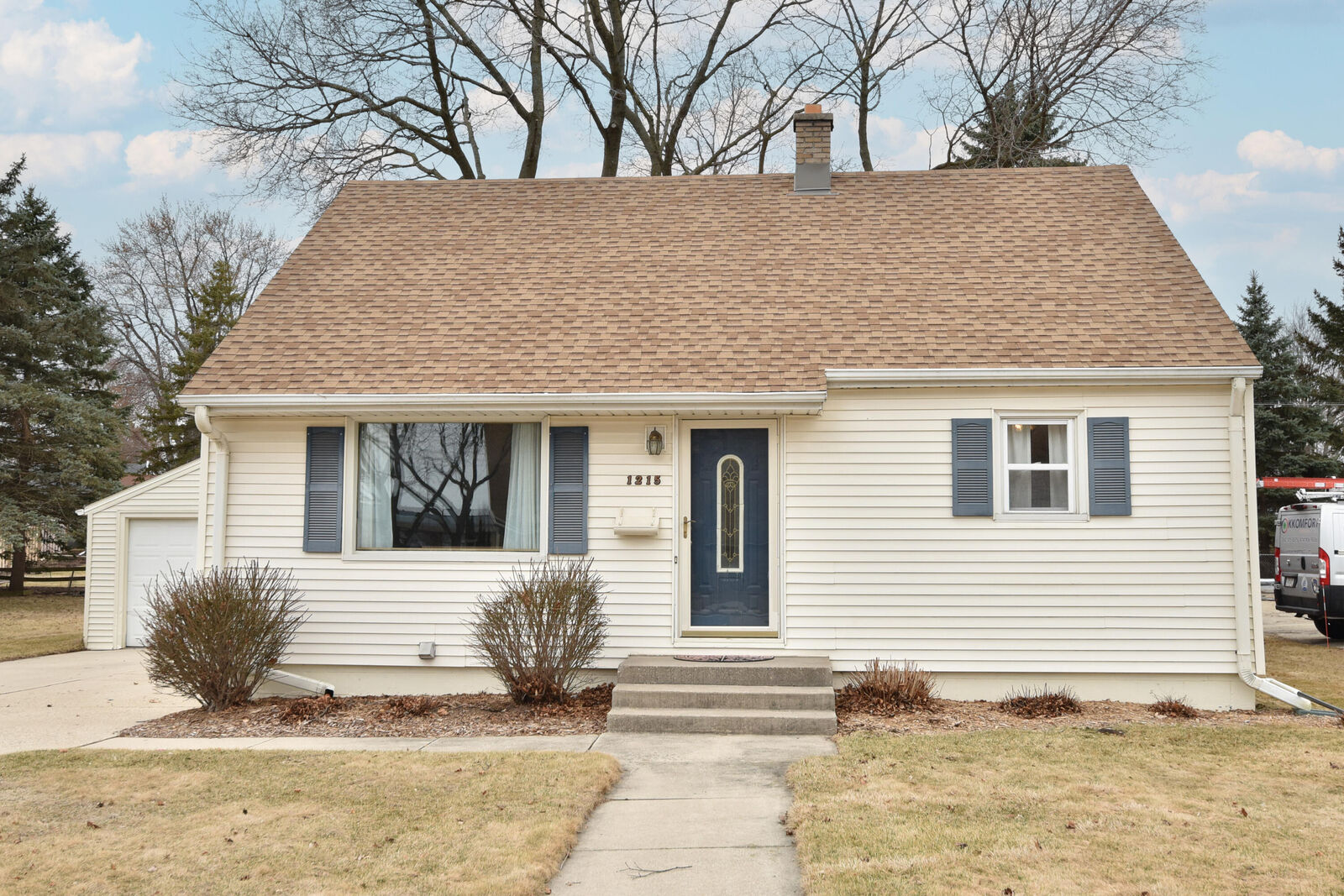 Property Photo:  1215 6th Ave  WI 53024 