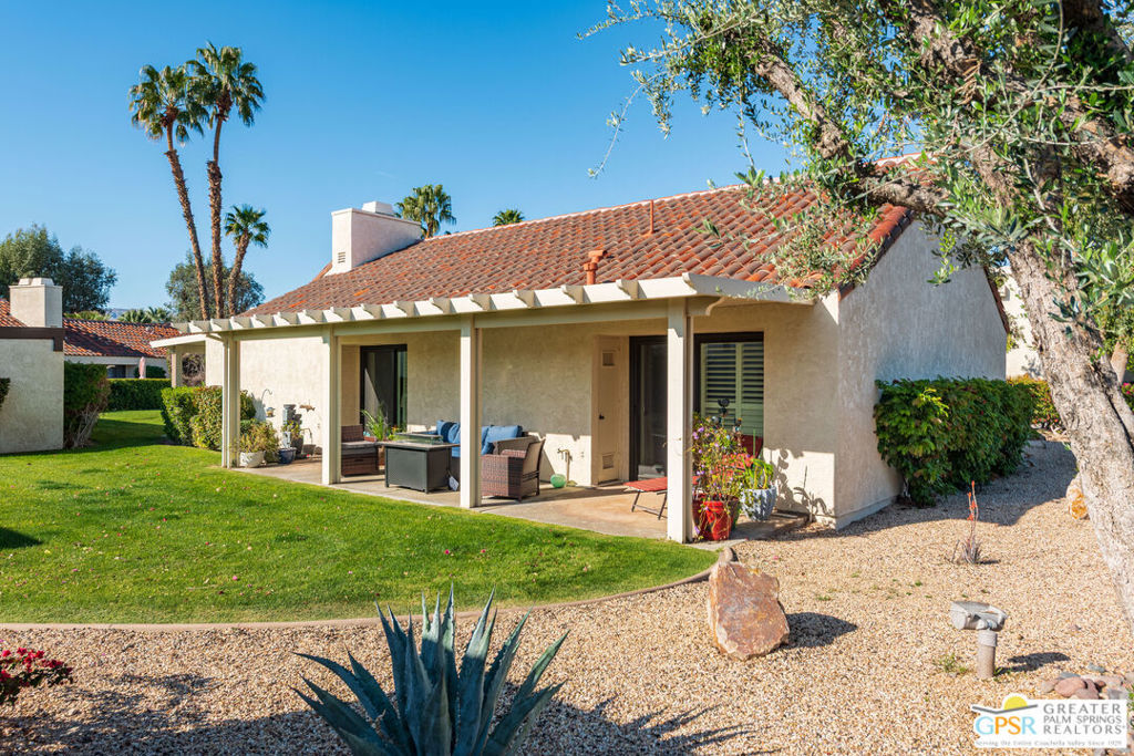 Property Photo:  422 Forest Hills Drive  CA 92270 