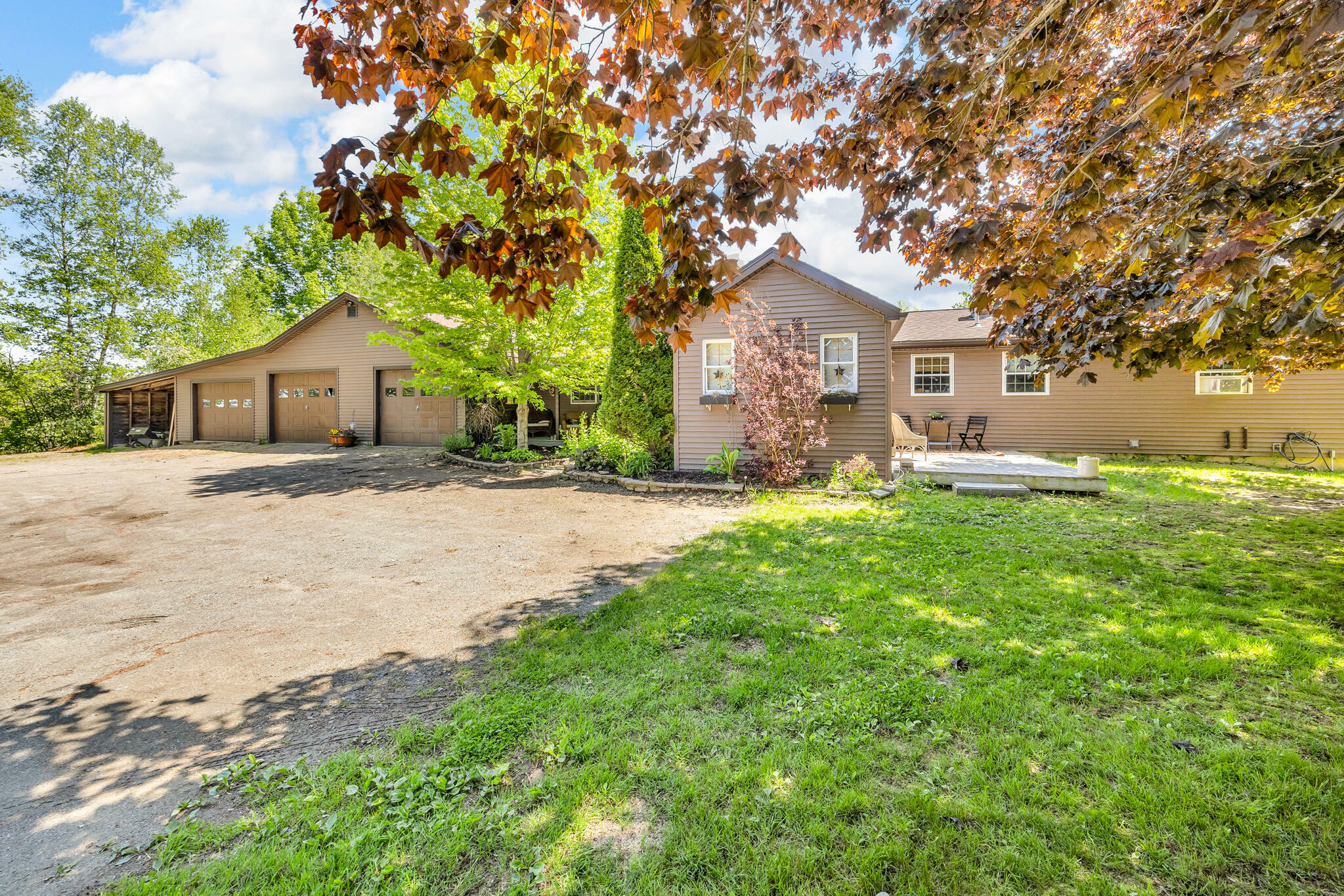 Property Photo: 663 Eastbrook Road ME 04634