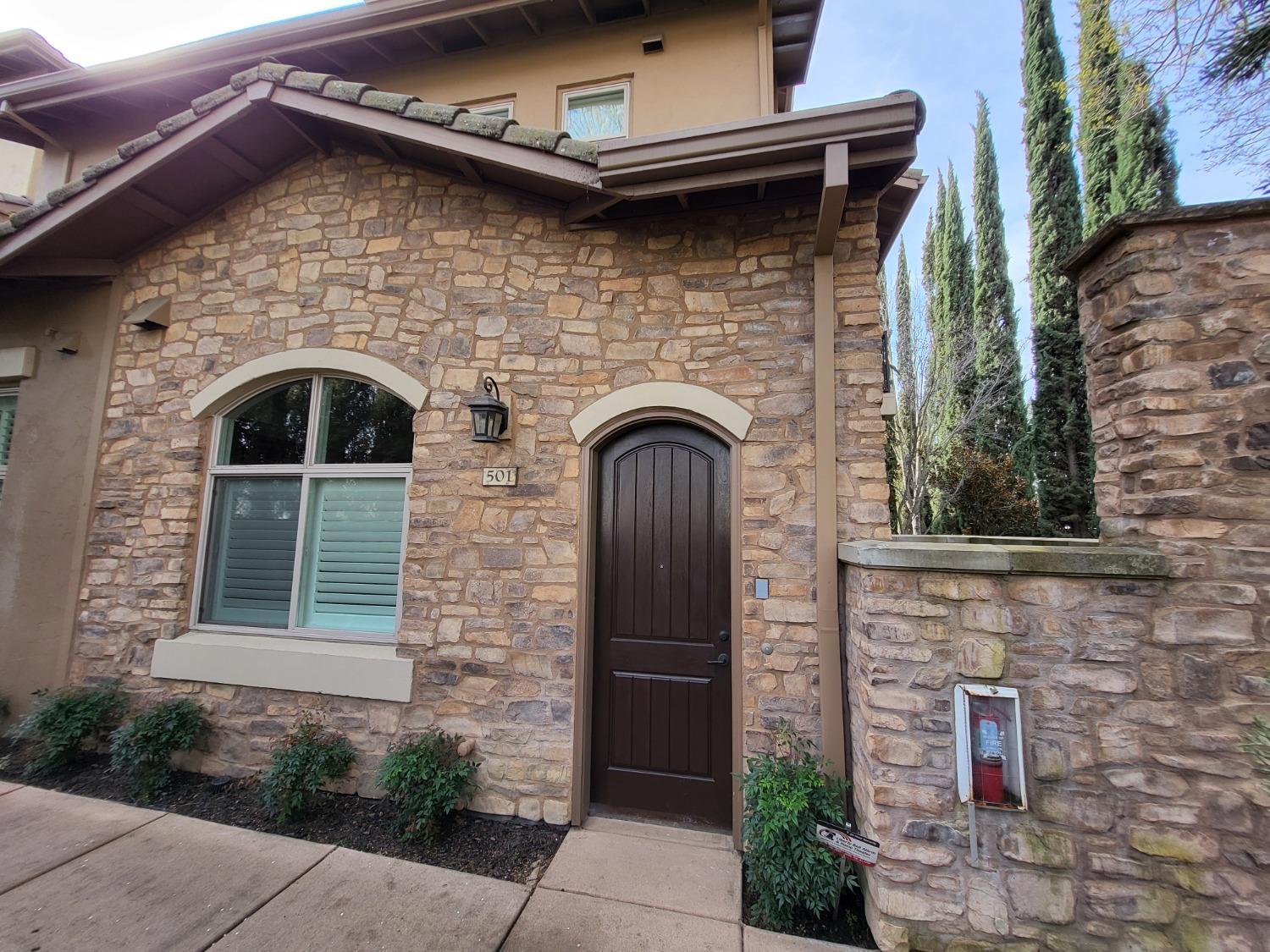Property Photo:  2430 Pavilions Place 501  CA 95825 
