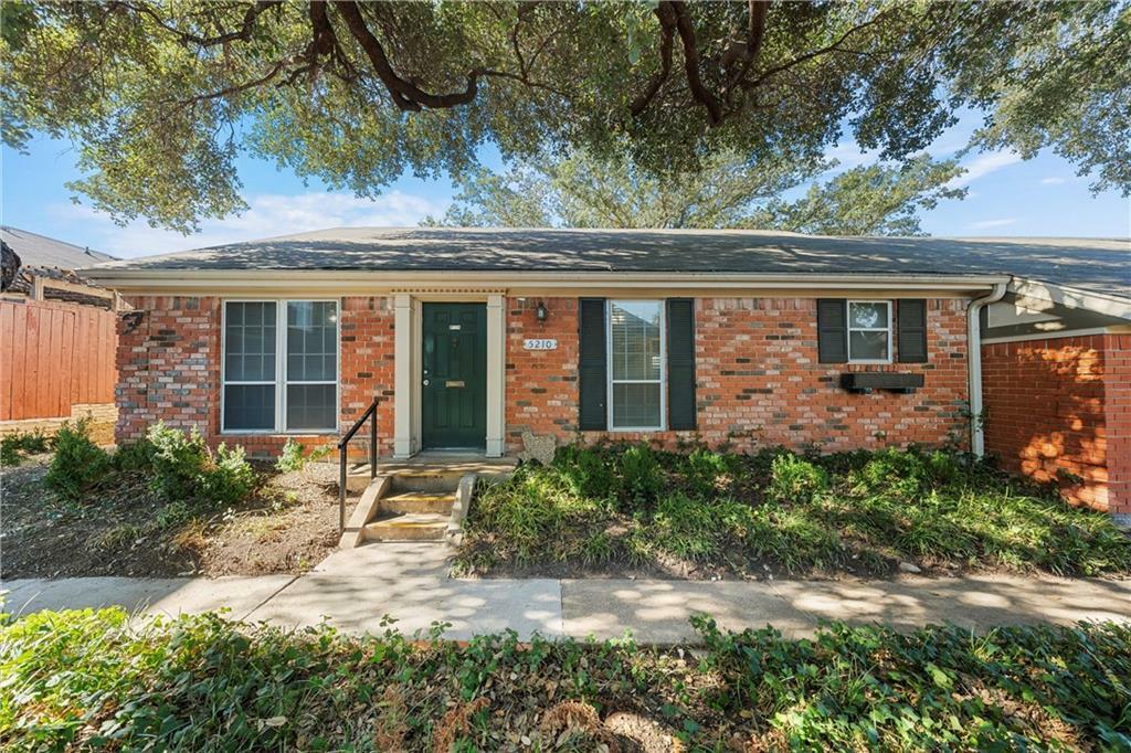 Property Photo: 5210 Lake Shore Drive TX 76710