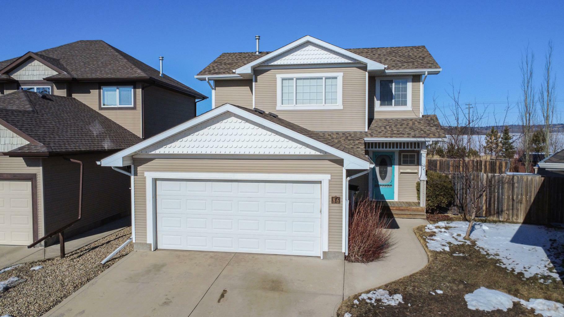 86 Lanterman Close  Red Deer AB T4R 3N9 photo
