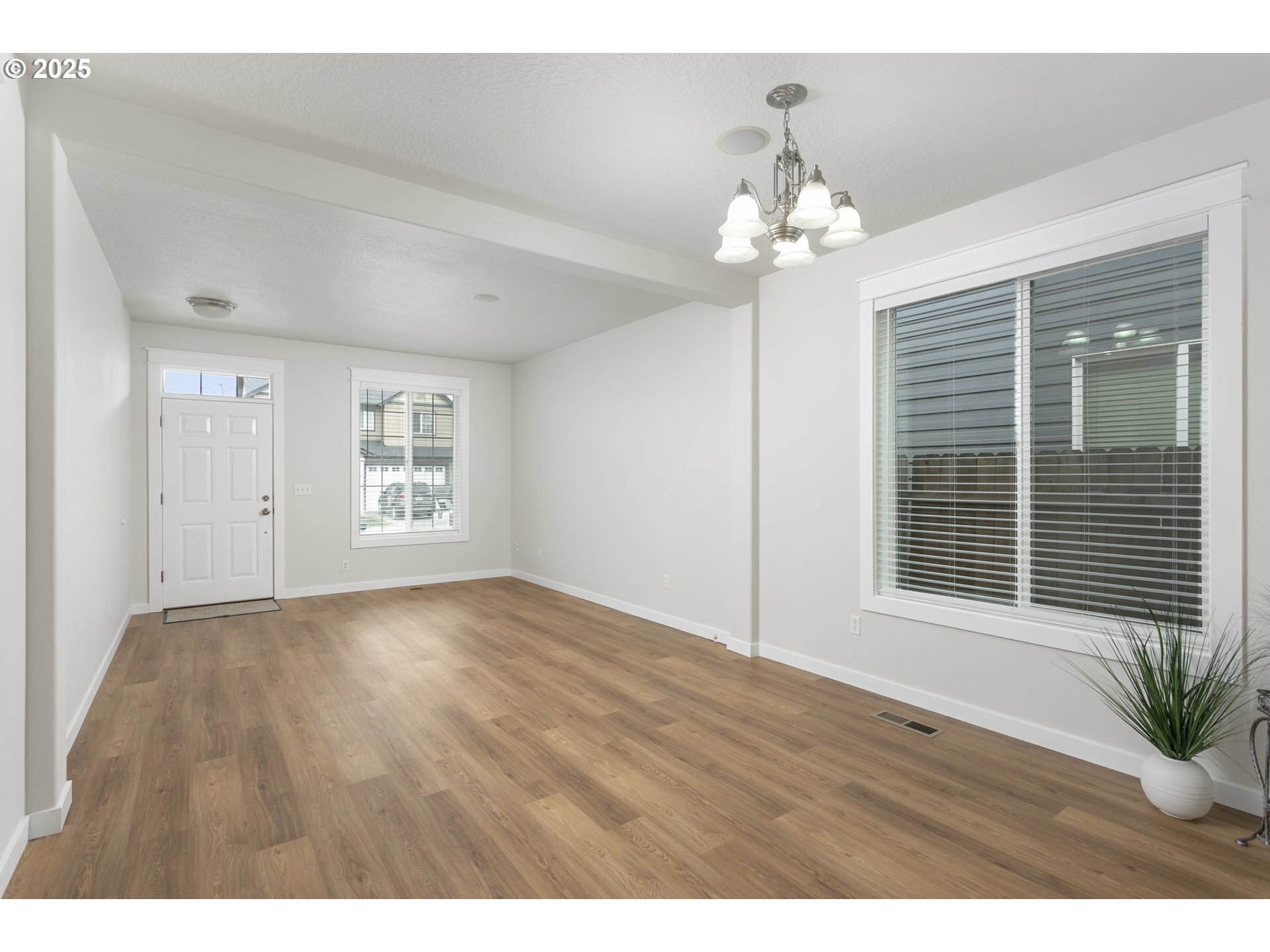 Property Photo: 17020 NE 12th Ave WA 98642