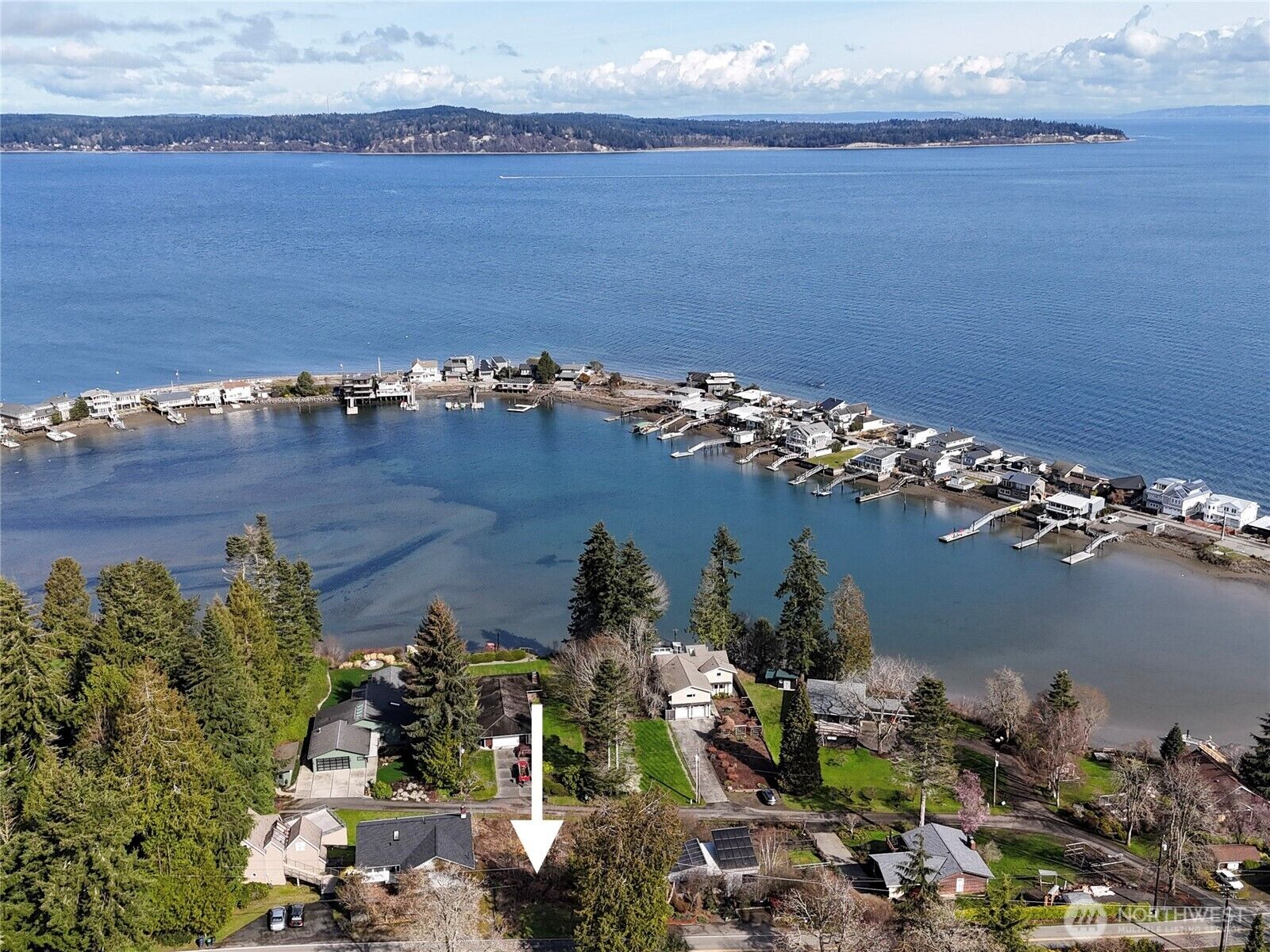 Property Photo:  10240 NE Lafayette Avenue  WA 98110 
