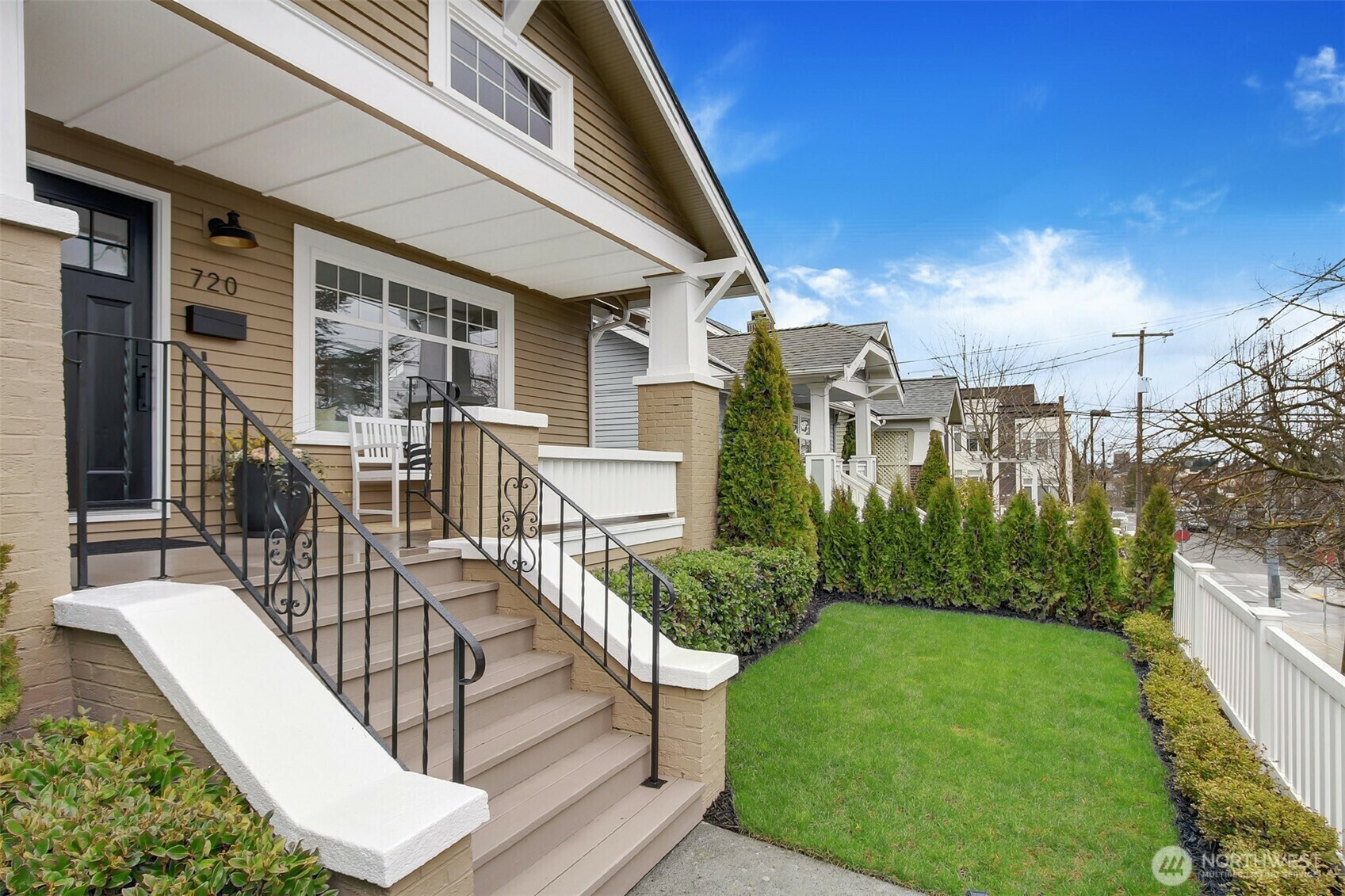 Property Photo: 720 N 46th Street WA 98103