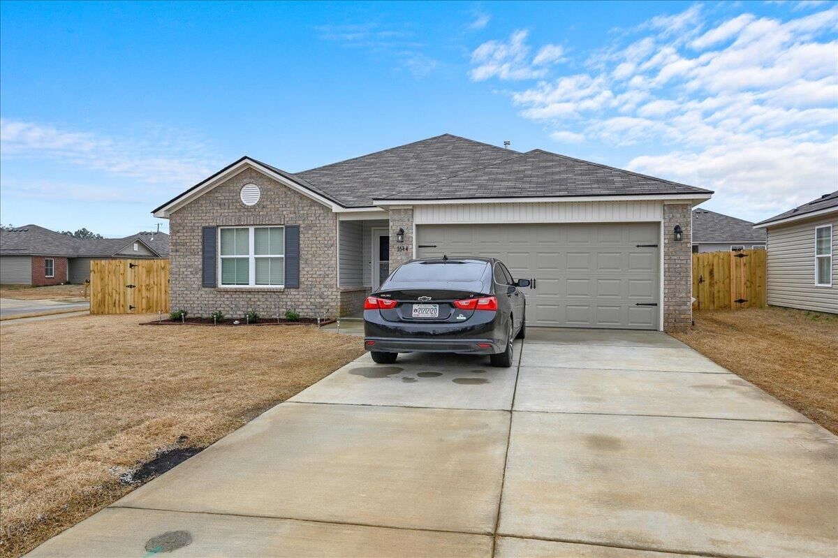 Property Photo: 1644 Dryden St SE AL 35055 - CULLMAN