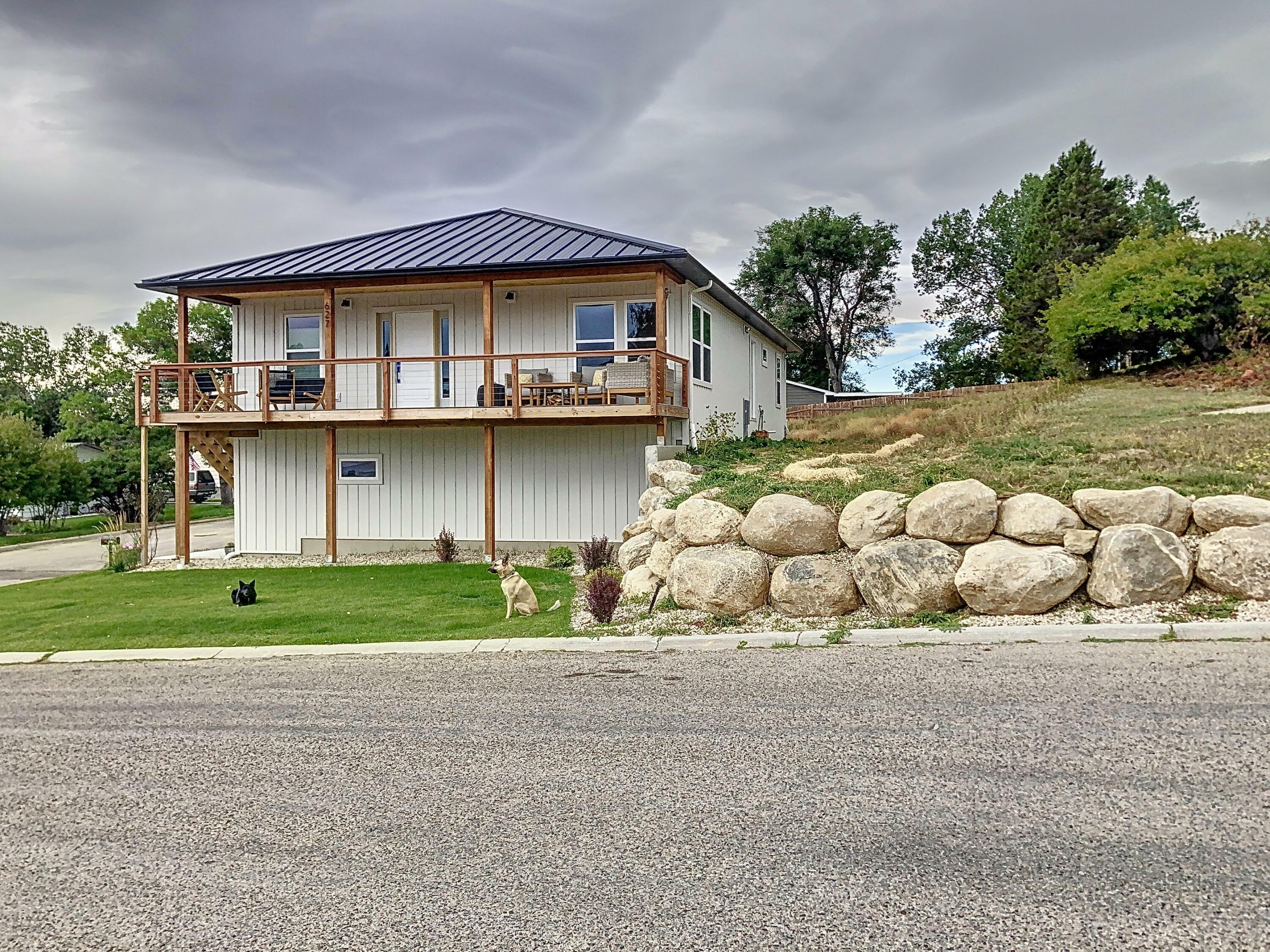Property Photo: 627 Walters Street WY 82834