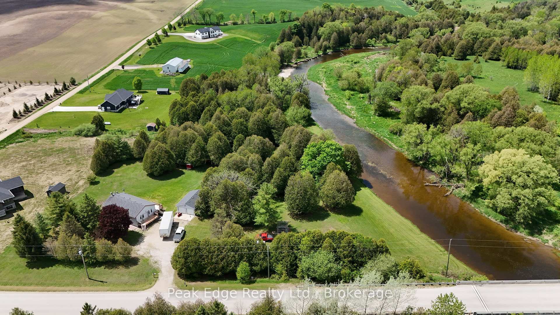 Property Photo: 9840 Baseline Road ON N0G 1M0