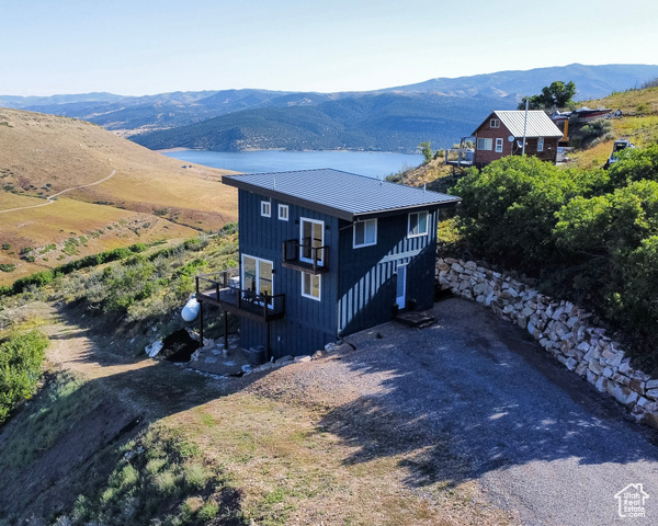 Property Photo: 203 Valleyview UT 84017