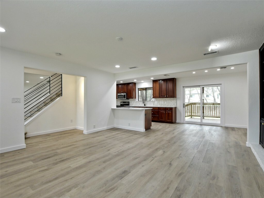 Property Photo:
