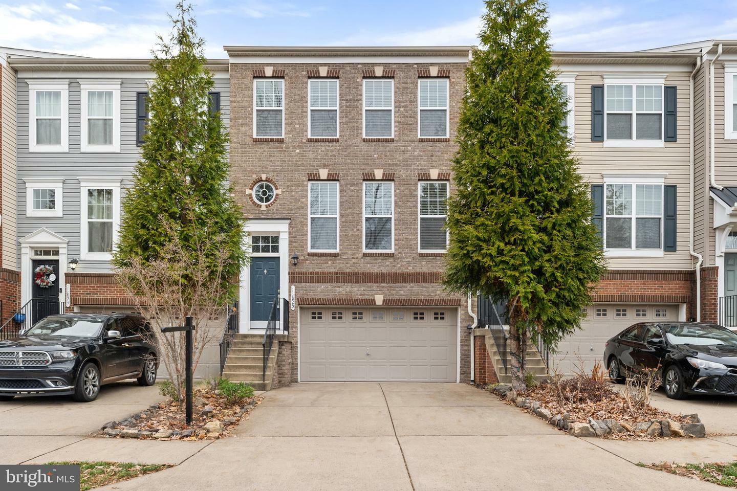 Property Photo: 11825 Lake Baldwin Drive VA 20136