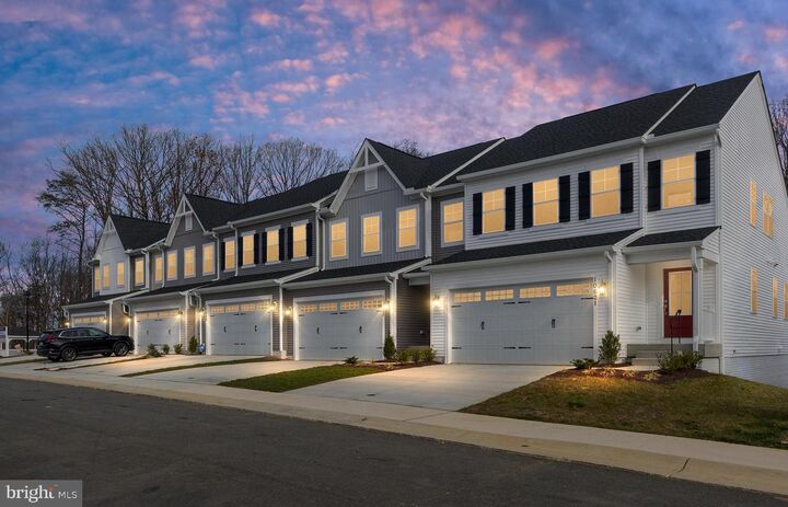 Property Photo: 10623 Afton Grove Court VA 22408