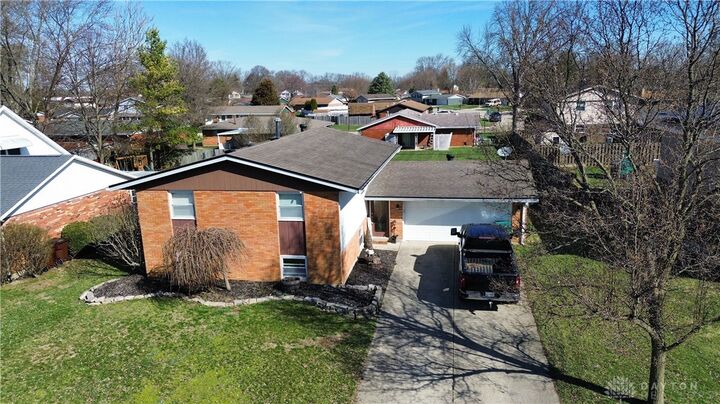 8138 Philadelphia Drive  Fairborn OH 45324 photo