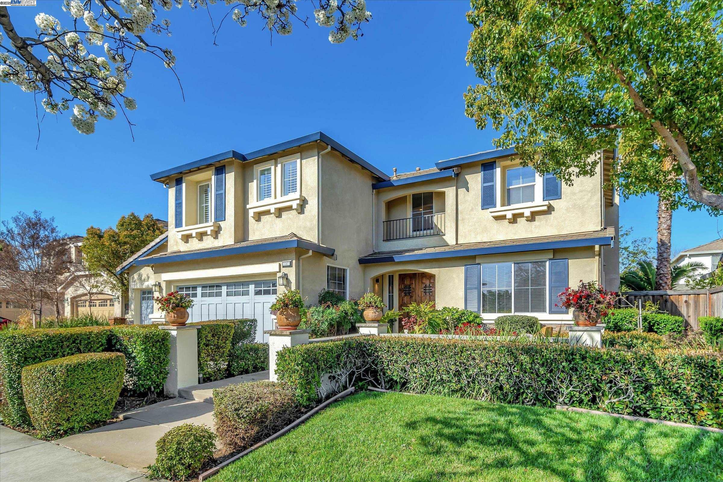 Property Photo: 1517 Rampart Way CA 94513