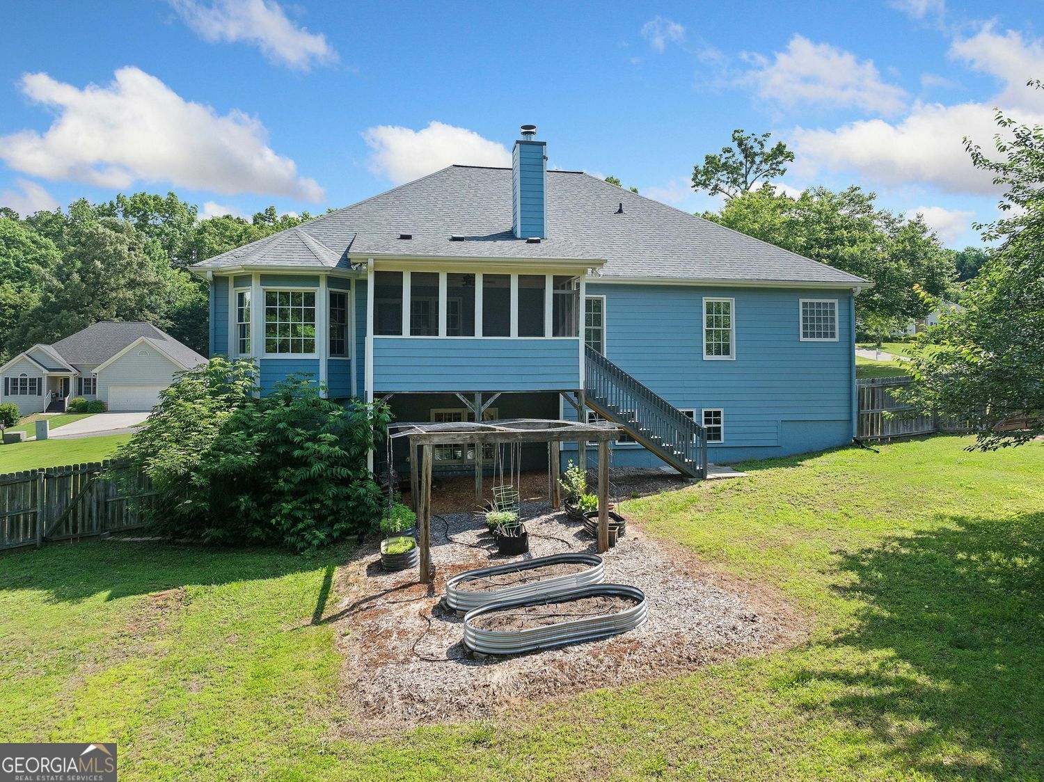 Property Photo: 604 Greenleaf Way GA 30107