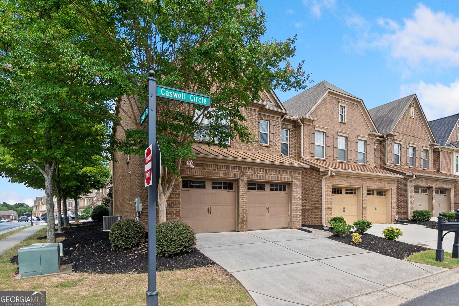 Property Photo: 2105 Caswell Circle GA 30060