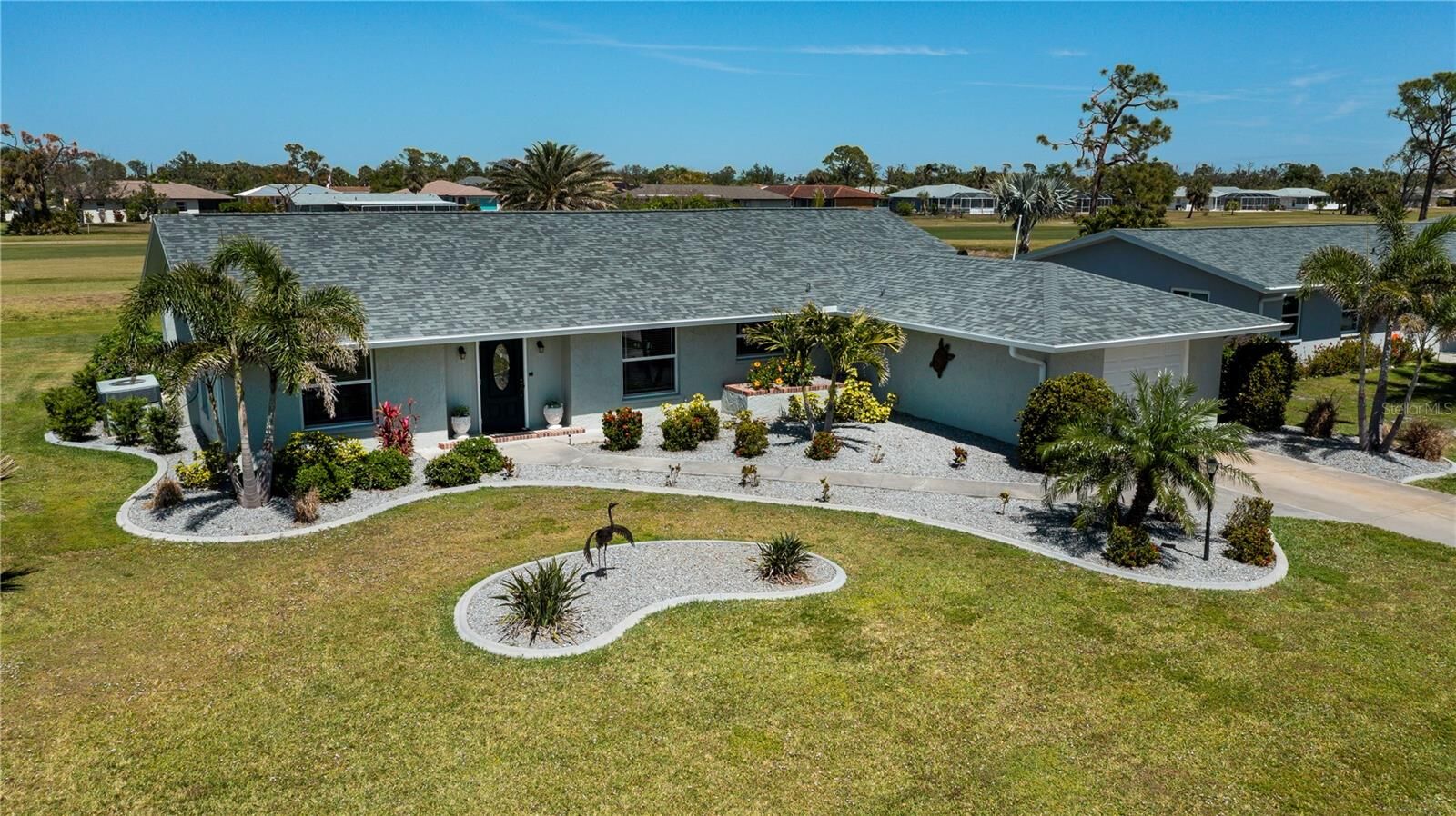 Property Photo: 62 Oakland Hills Place FL 33947