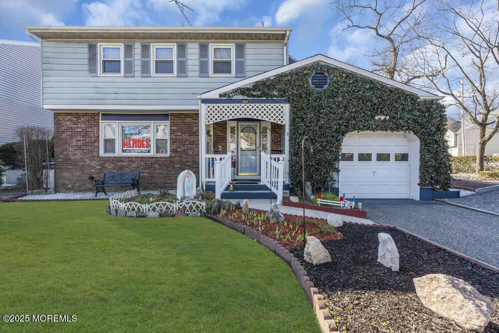 304 E 7th Street  Lakewood NJ 08701 photo