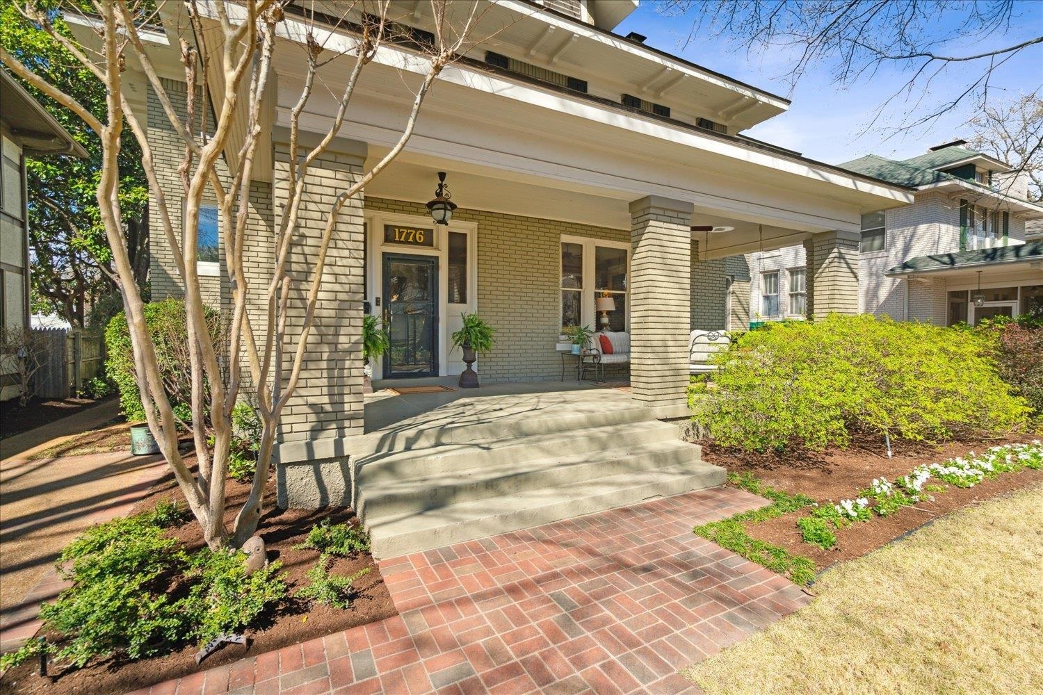 Property Photo: 1776 Carr Ave TN 38104
