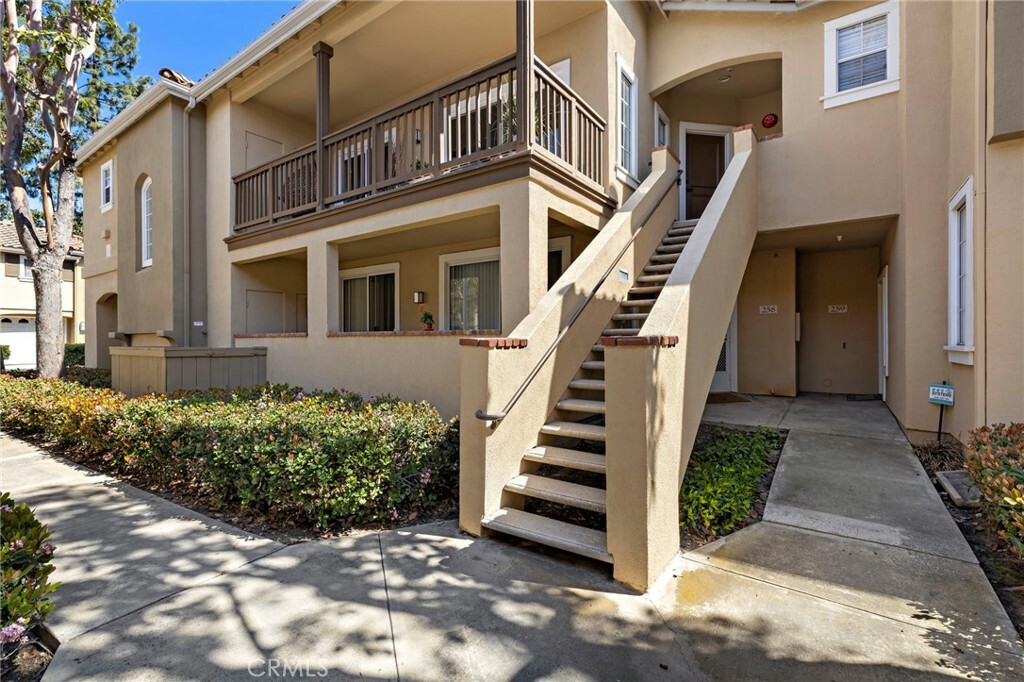 Property Photo: 260 Gallery Way CA 92782