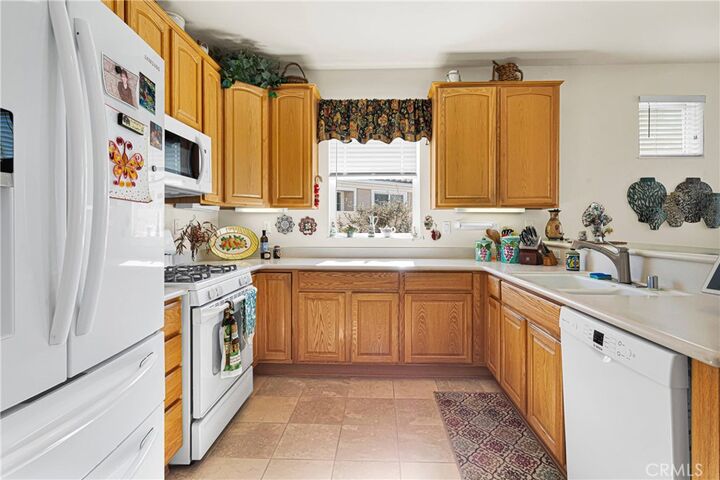 Property Photo: 19611 Castle Harbor Court CA 92308