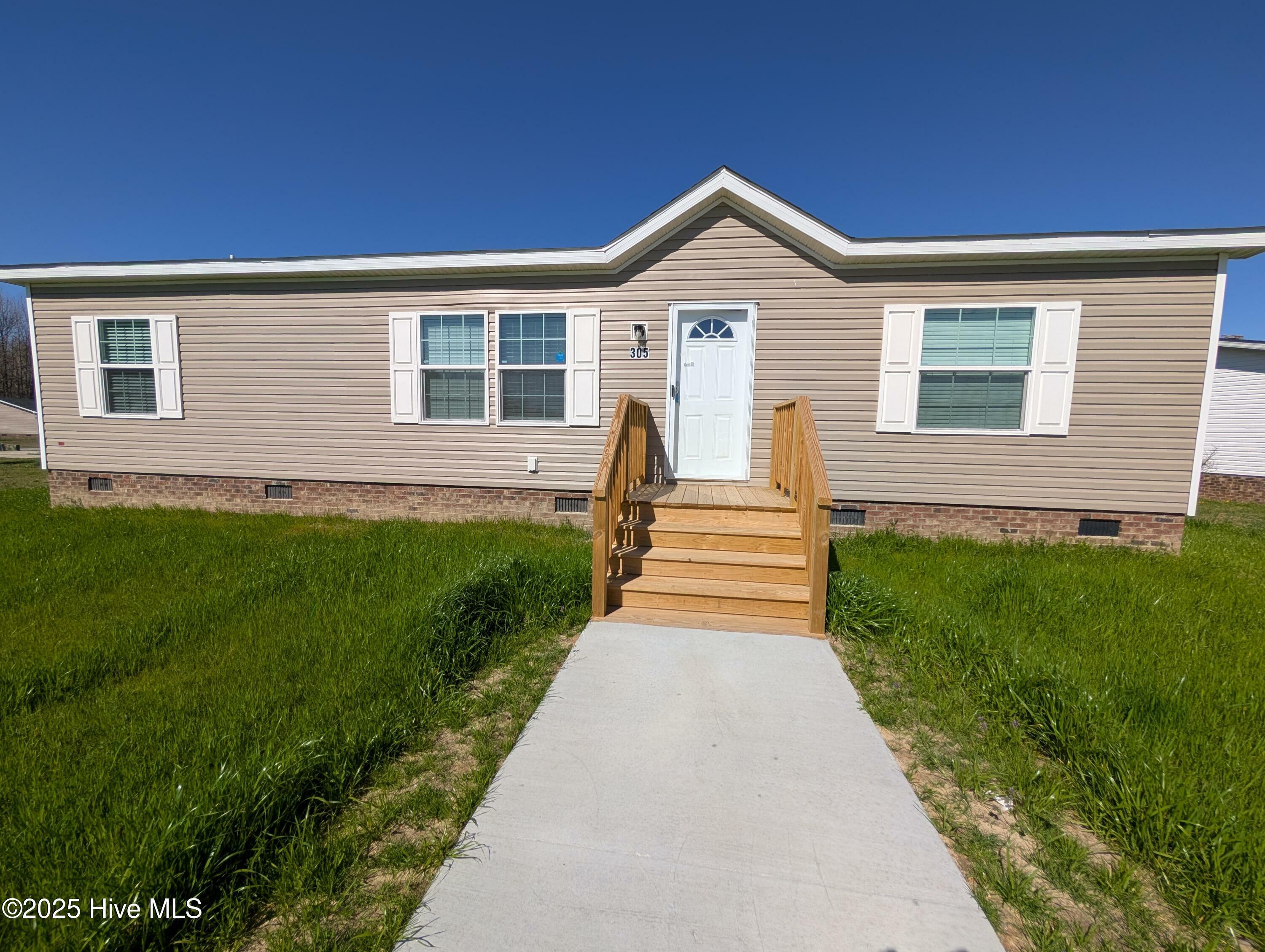 Property Photo: 305 Eastfield Drive NC 27801