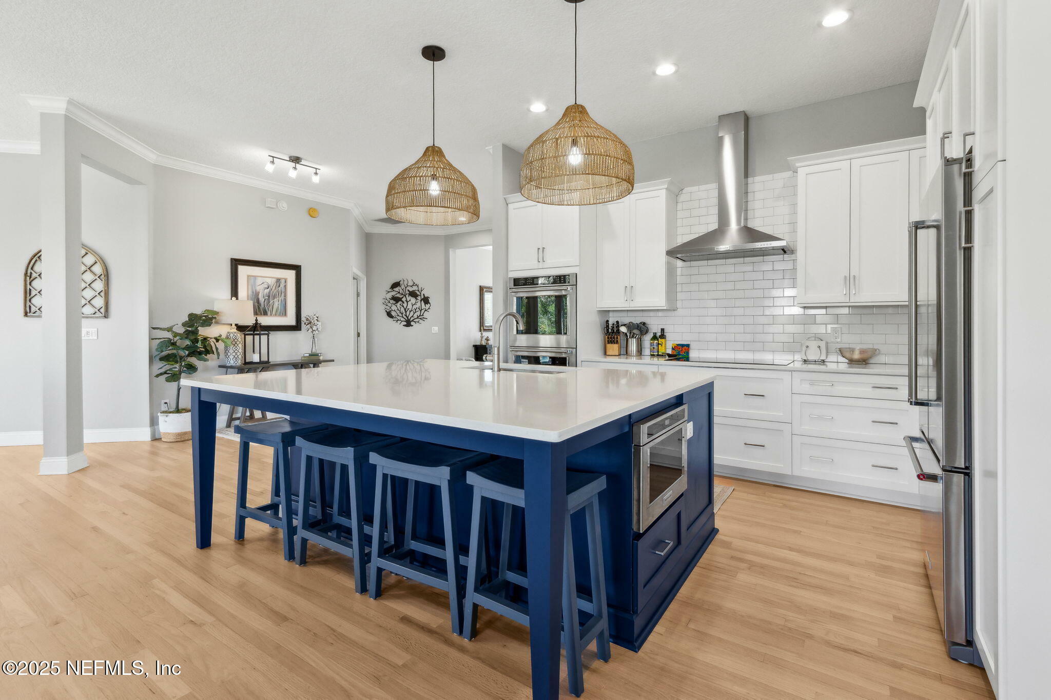 Property Photo: 5698 Grand Cayman Road FL 32226