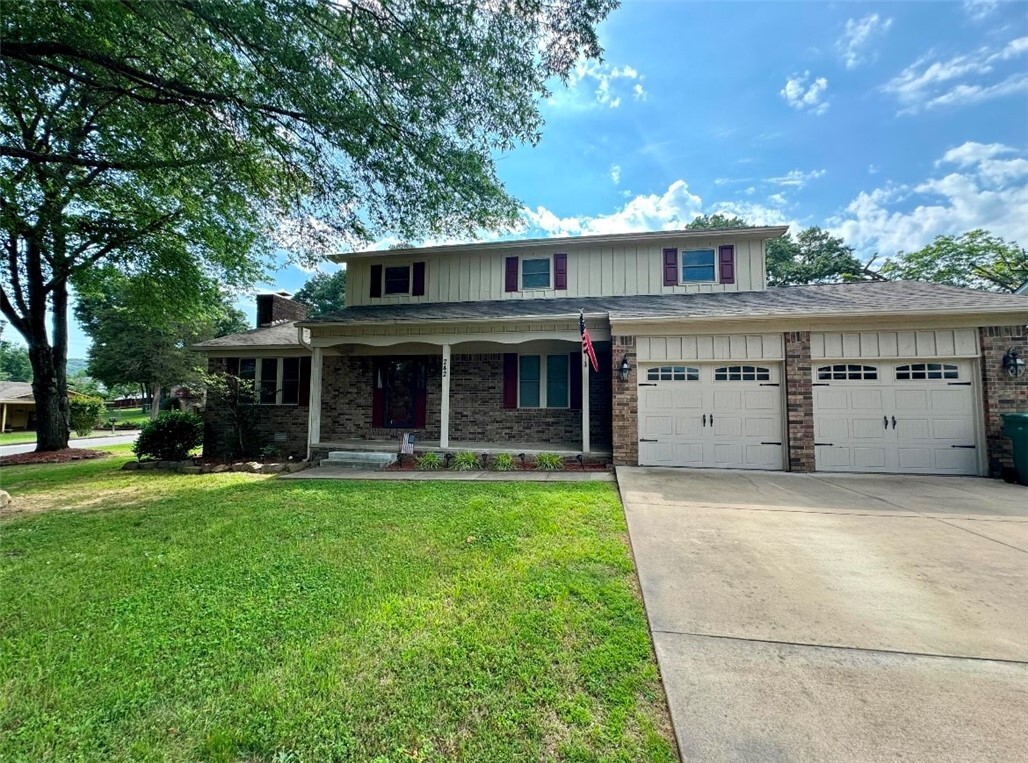 Property Photo:  242 S Cumberland Avenue  AR 72801 