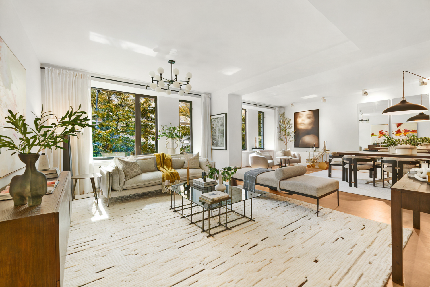 Property Photo: 212 E 95th Street 2ab NY 10128