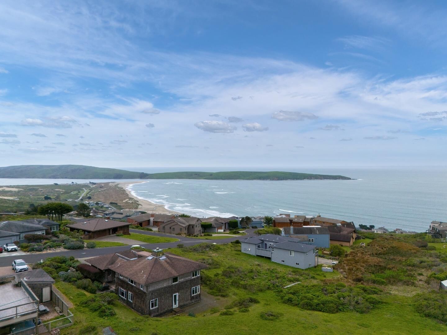 Property Photo: 10 Maui Lane CA 94929