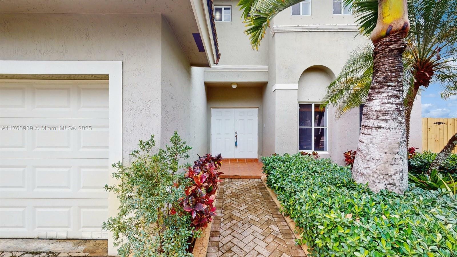 Property Photo: 14214 SW 129th Path FL 33186