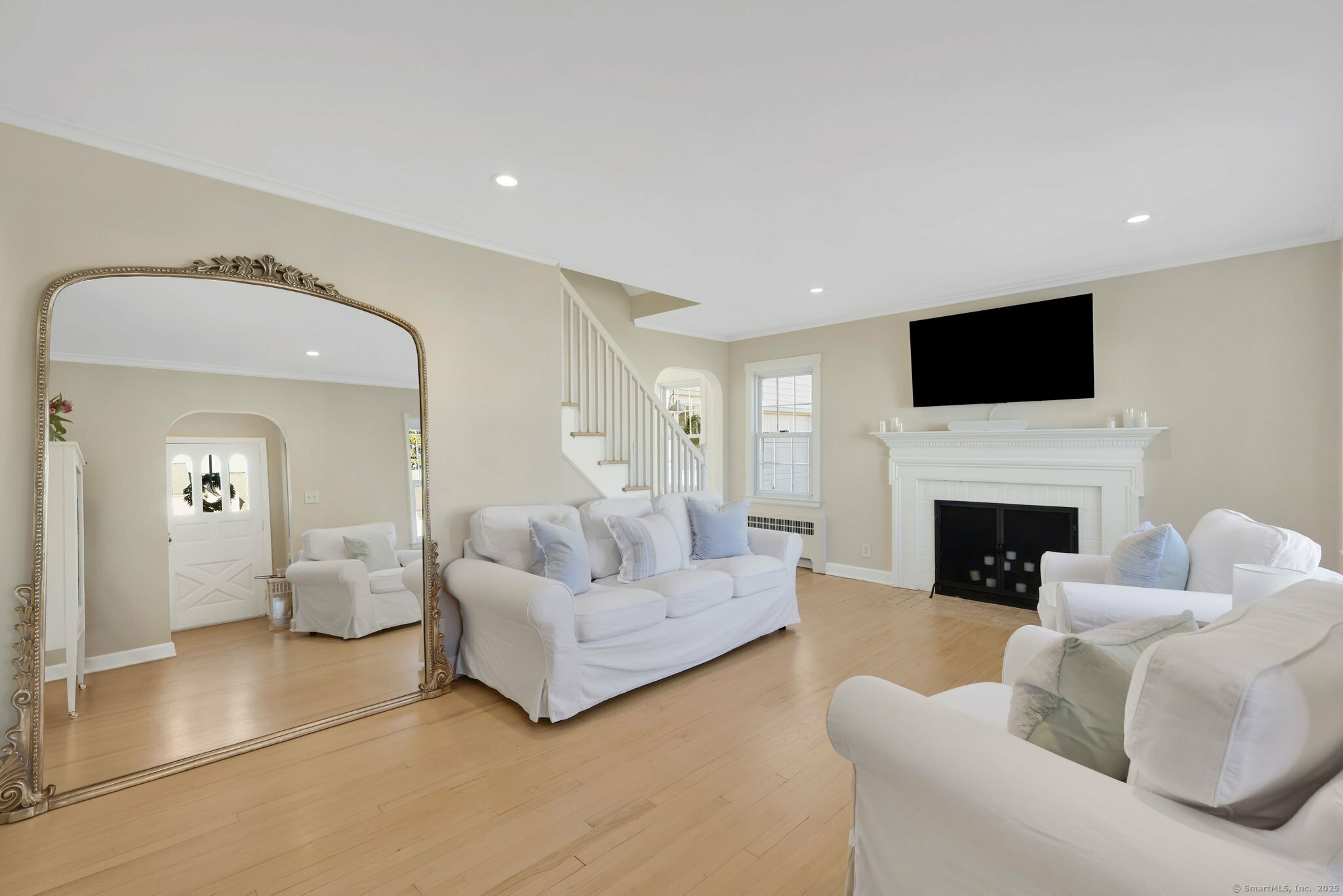 Property Photo: 7 Greenacres Avenue CT 06107