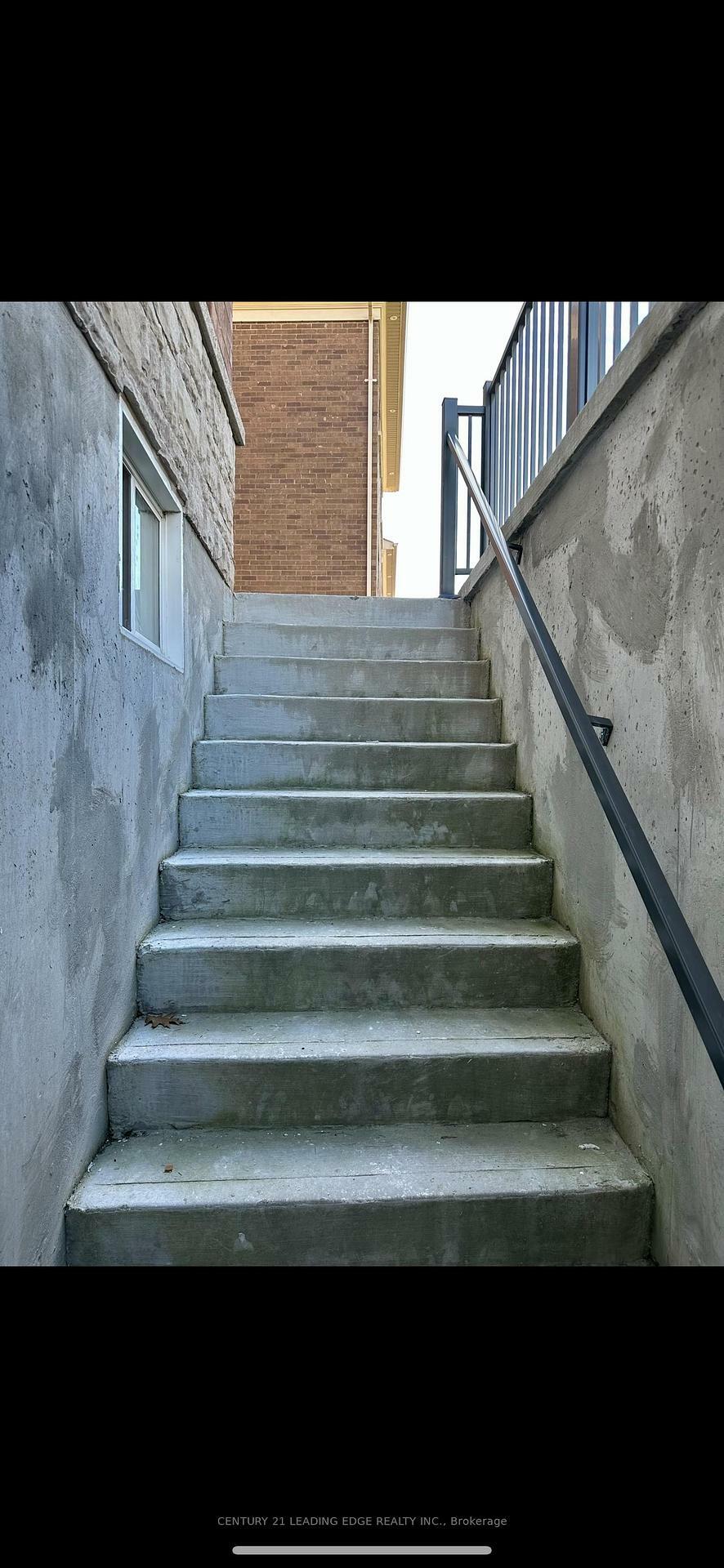 Photo de la propriété: 47 Leo Austin Road Basement ON L6P 4C6