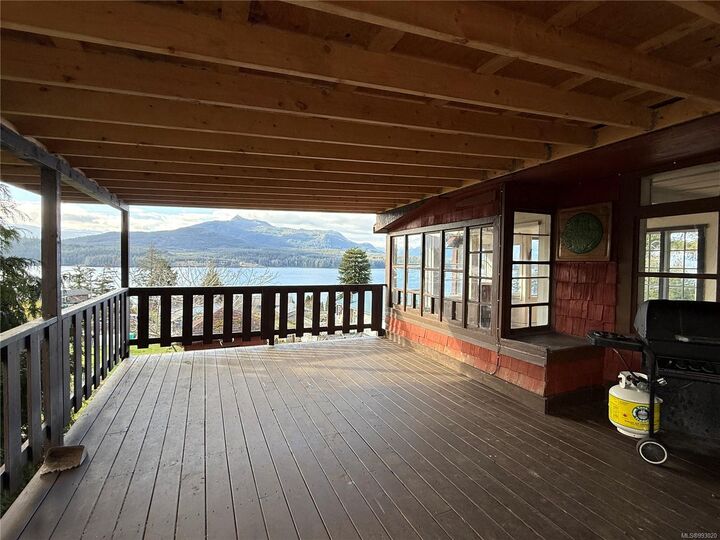 Property Photo: 53 Cottonwood Rd BC V0N 1A0