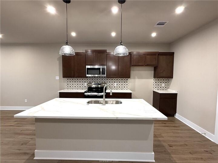 Property Photo:  5305 Lyle Place  TX 77807 