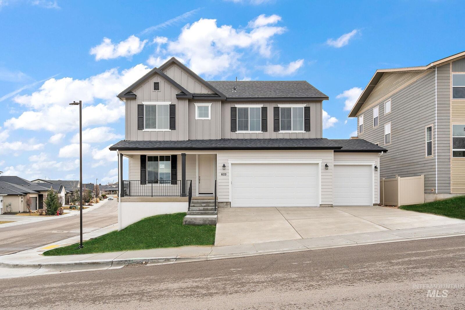 Property Photo: 1281 Stirling Meadows St ID 83644