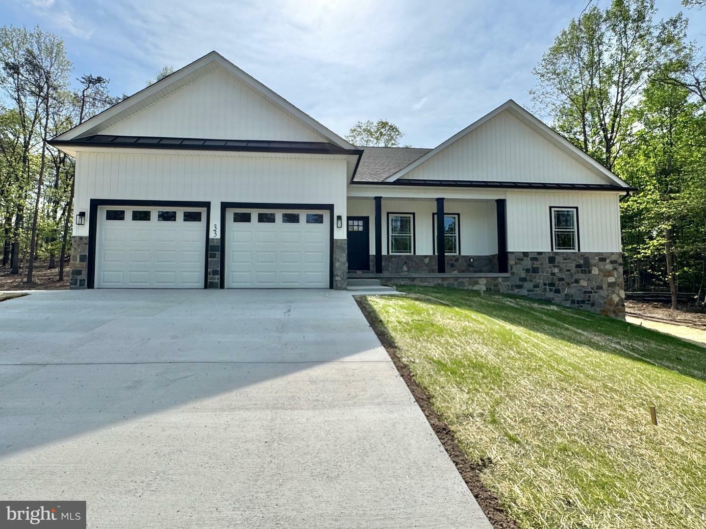 Property Photo: 33 Butternut Lane WV 25411