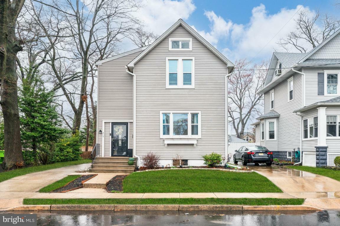 Property Photo: 215 W Pine Street NJ 08106