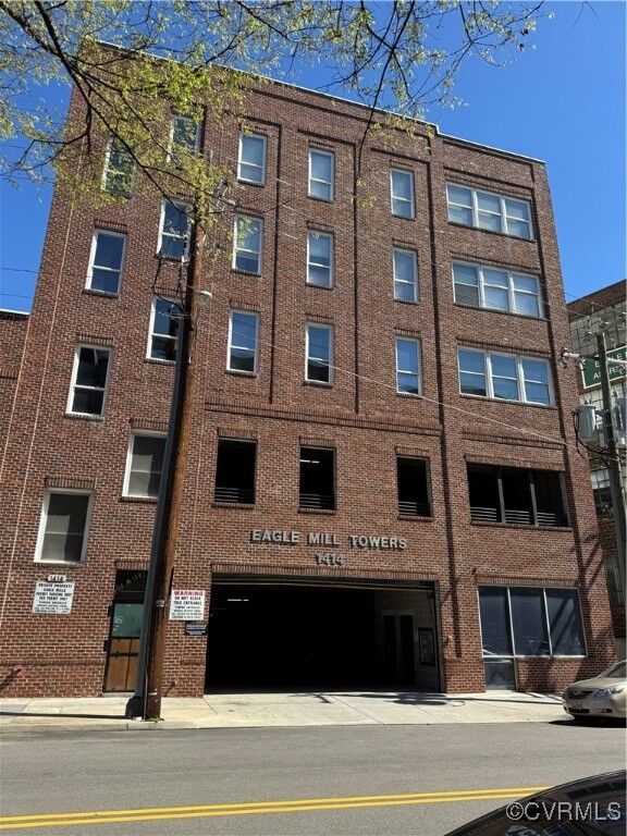 Property Photo: 1414 W Marshall Street U509 VA 23220