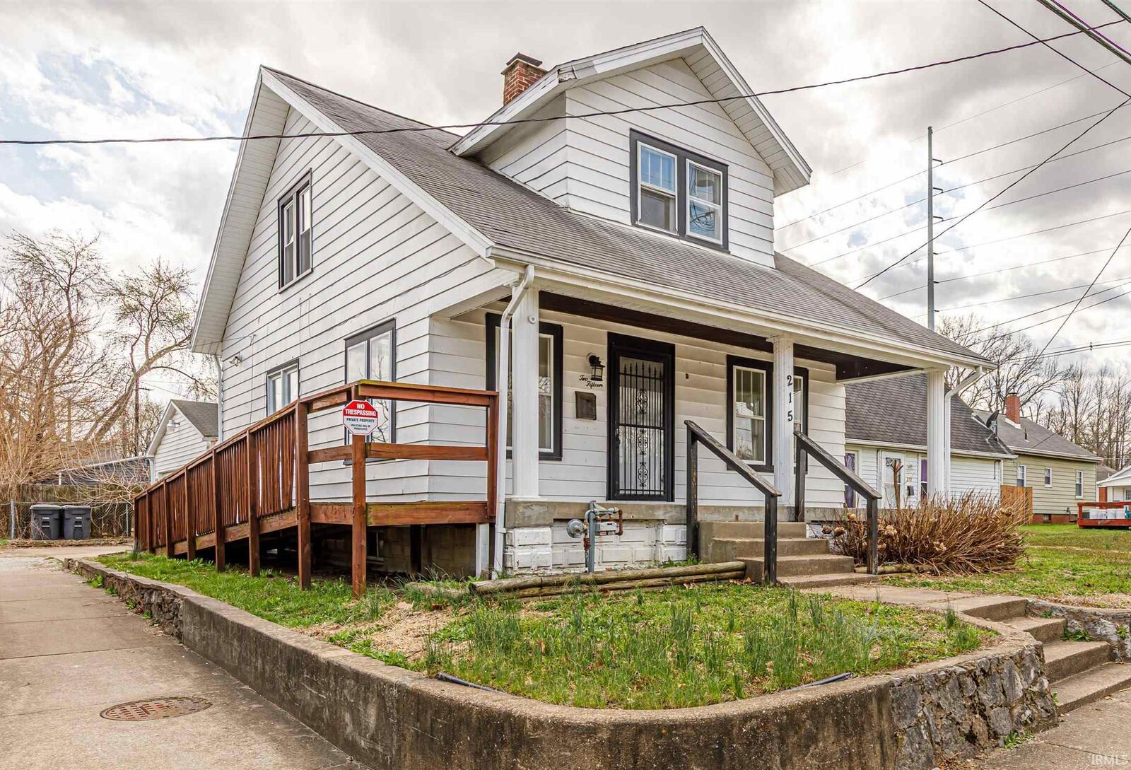 Property Photo:  215 Wedeking Avenue  IN 47711 