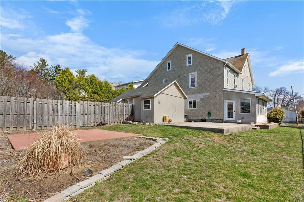 Property Photo: 38 South Whitfield Street PA 18064