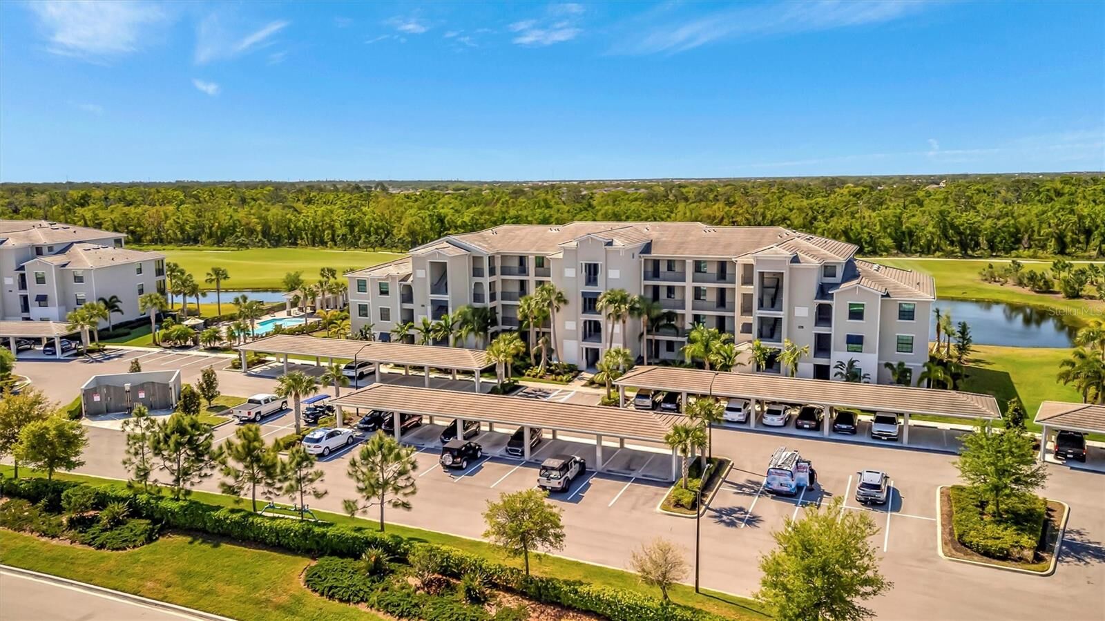 Property Photo: 17724 Gawthrop Drive 101 FL 34211