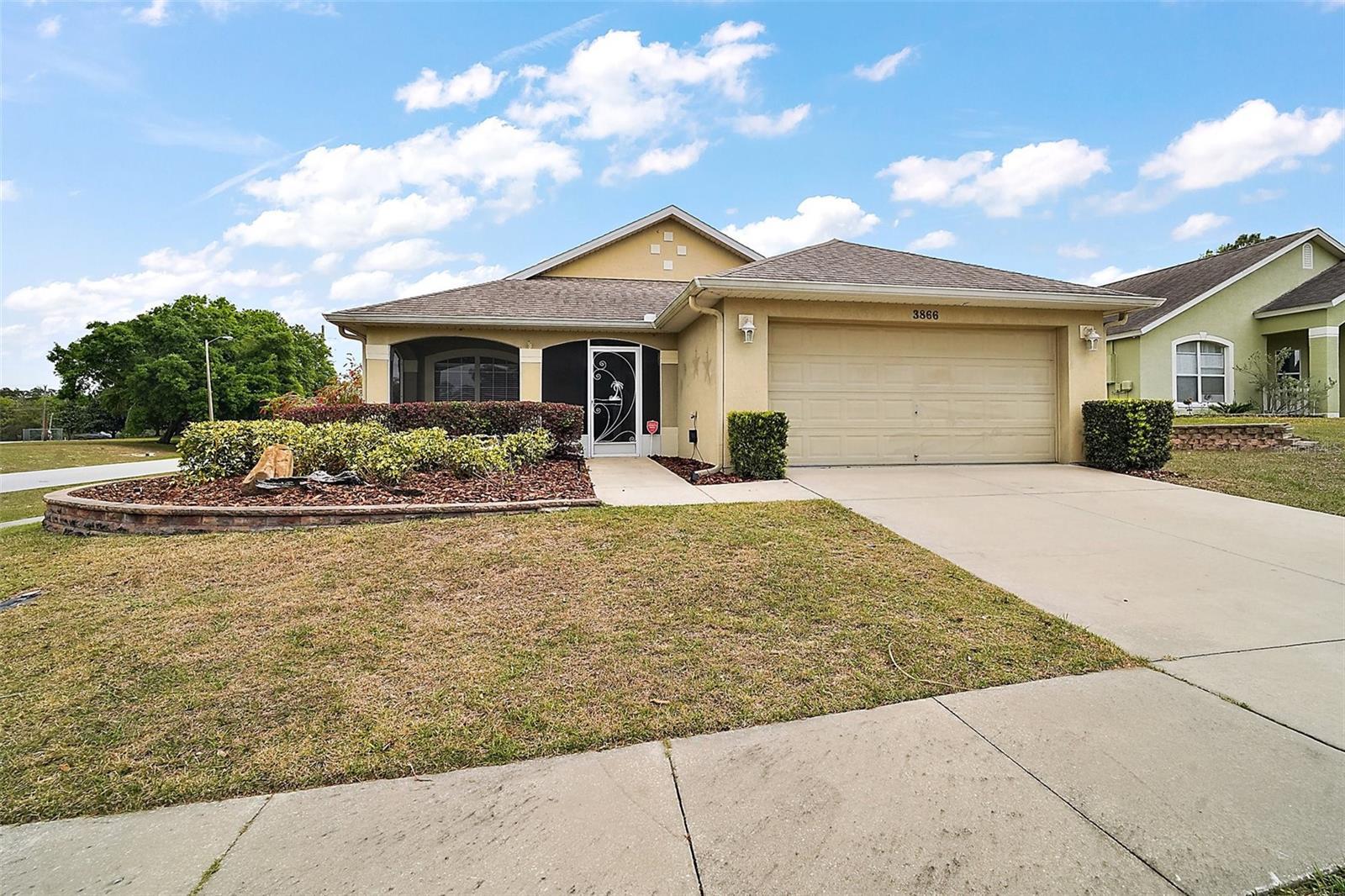 3866 Bayshore Circle  Tavares FL 32778 photo