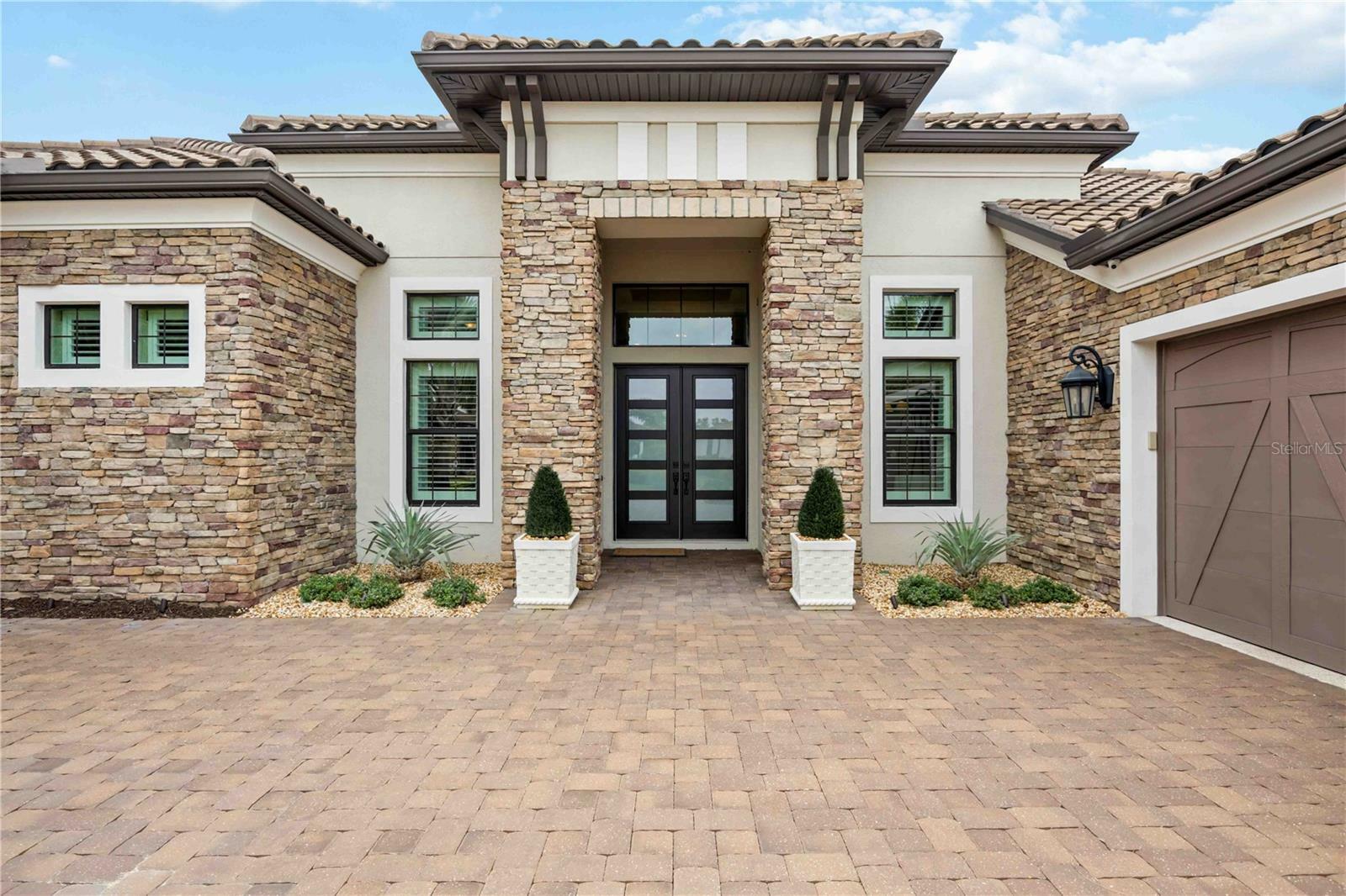 5313 Greenbrook Drive  Sarasota FL 34238 photo
