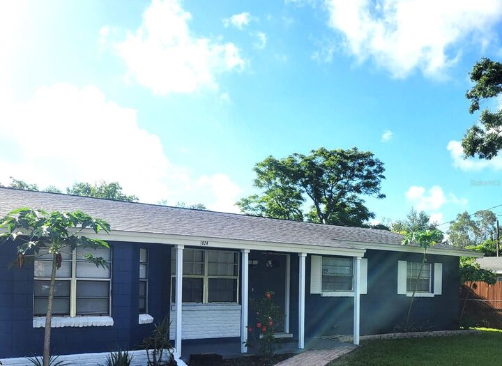 Property Photo: 1024 31st Street NW FL 33881