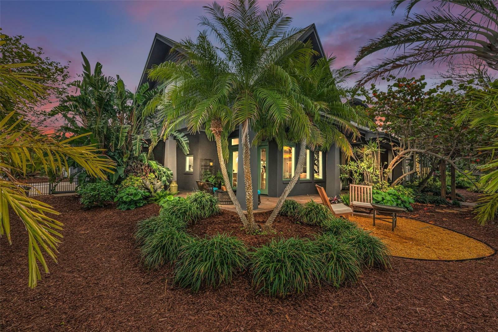 Property Photo: 1715 Sunset Drive FL 33755