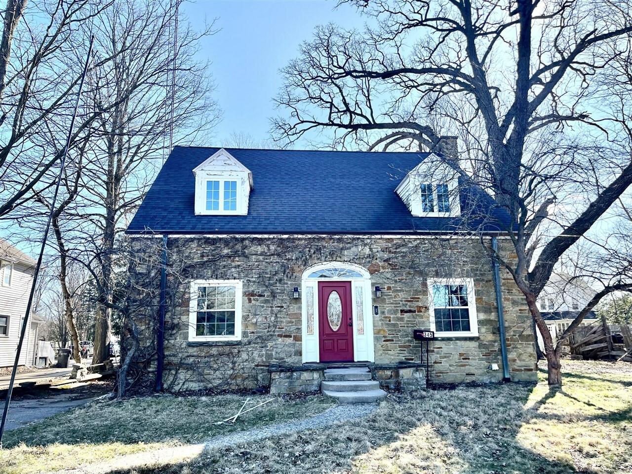 Property Photo: 345 S Cochran Avenue MI 48813