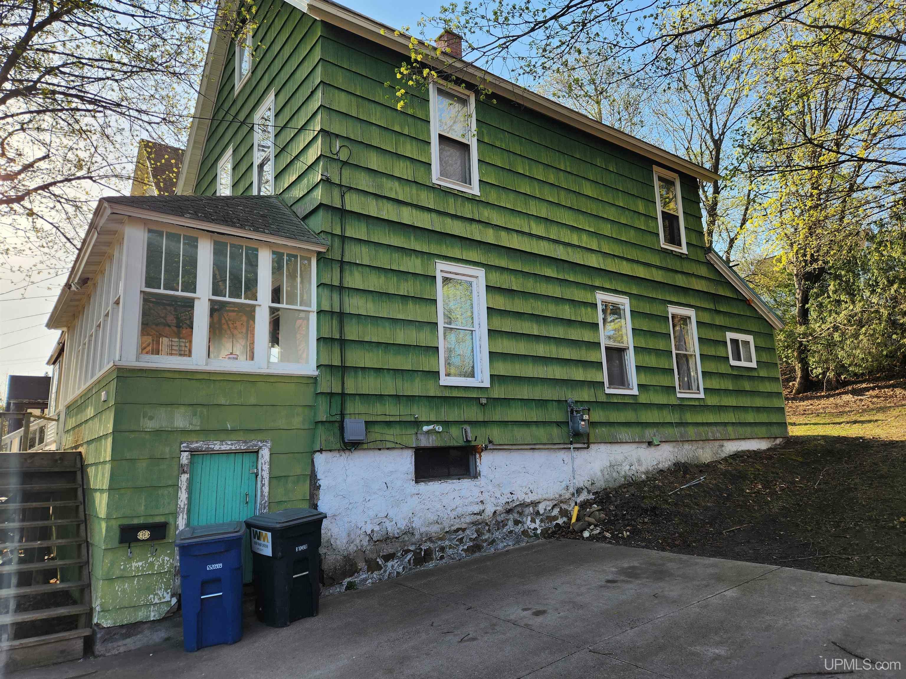 Property Photo: 707 W Edwards Avenue MI 49931
