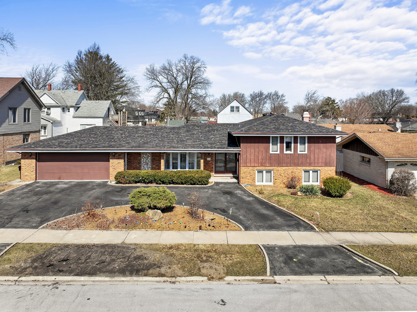 Property Photo:  1140 E 172nd Street  IL 60473 