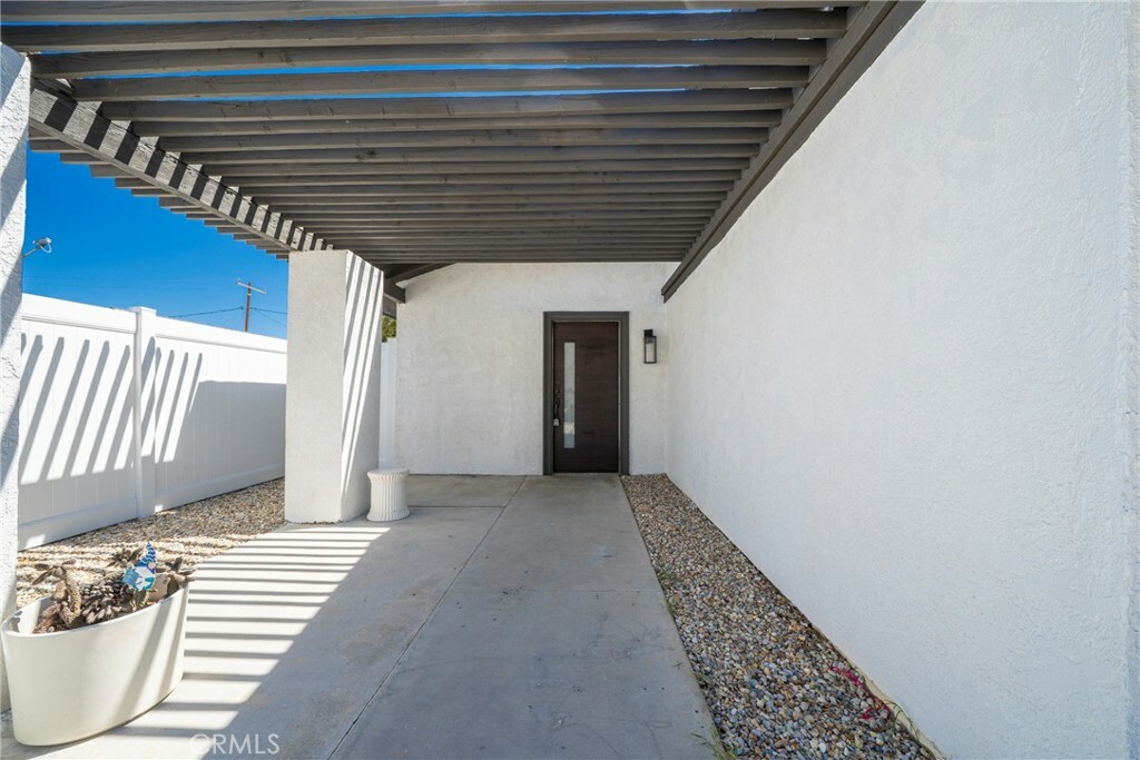 Property Photo: 15916 Oreana Way CA 92262